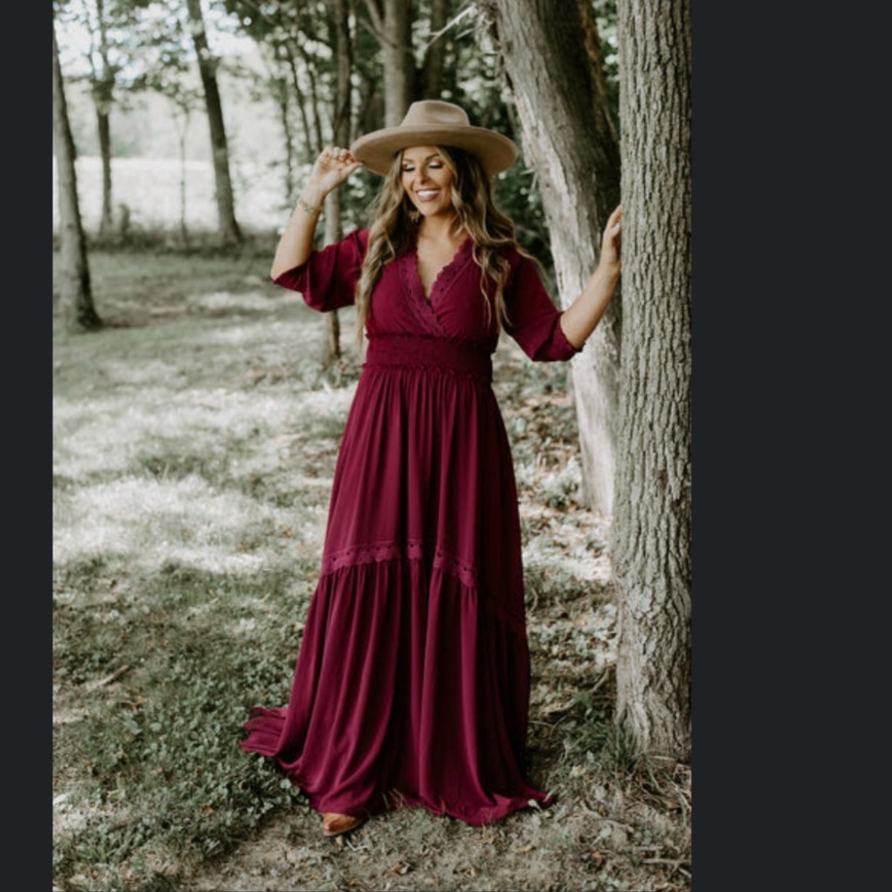 Women's Maxi Dress - Burgundy V-Neck with Lace Trim